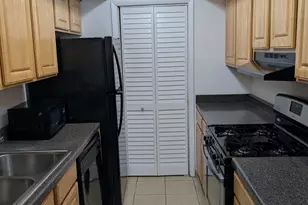 1756 Fayette, Hoffman Estates, IL 60169 - Photo 4