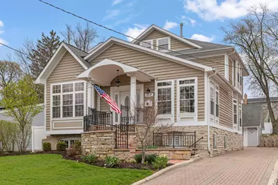 117 N Park Boulevard, Glen Ellyn, IL 60137 - Photo 1