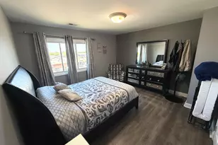9375 Landings Ln, Des Plaines, IL 60016 - Photo 16