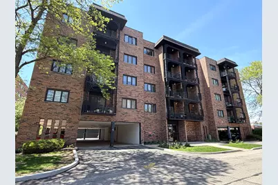 9375 Landings Lane #404, Des Plaines, IL 60016 - Photo 1