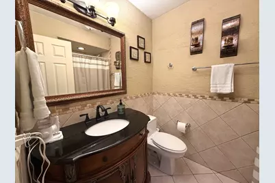 9375 Landings Lane #404, Des Plaines, IL 60016 - Photo 14
