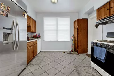 1326 W Ohio Street, Chicago, IL 60642 - Photo 8