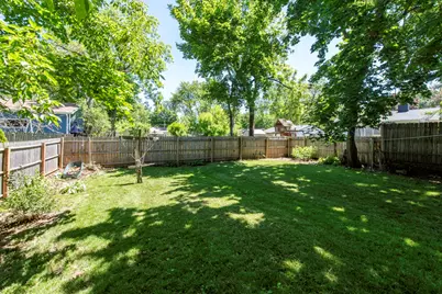 1609 N Sheridan Road, Waukegan, IL 60085 - Photo 8
