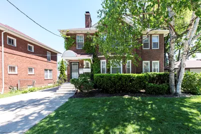 1609 N Sheridan Road, Waukegan, IL 60085 - Photo 1