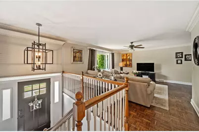 6402 Macarthur Drive, Woodridge, IL 60517 - Photo 2