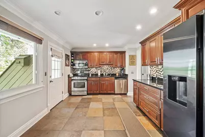 6402 Macarthur Drive, Woodridge, IL 60517 - Photo 4