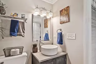 6402 MacArthur Dr, Woodridge, IL 60517 - Photo 12