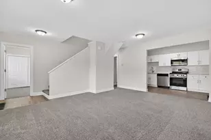 330 Harwood St, Joliet, IL 60432 - Photo 6