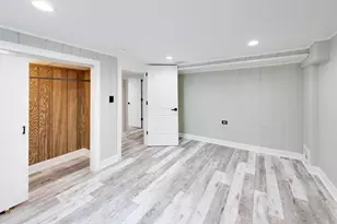 2055 Walnut Cir, Northbrook, IL 60062 - Photo 20