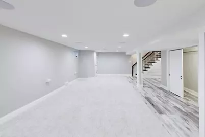 2055 Walnut Circle, Northbrook, IL 60062 - Photo 16