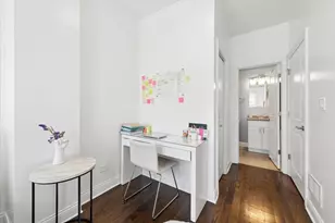 2451 W Rice St, Chicago, IL 60622 - Photo 8