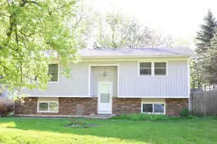 5412 E Wonder Lake Rd, Wonder Lake, IL 60097 - Photo 1