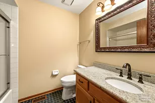 2340 Ridgewood Rd, Lisle, IL 60532 - Photo 30