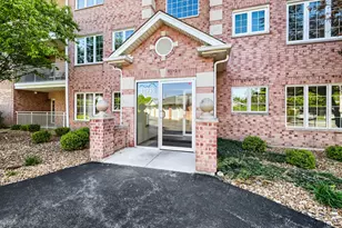 11535 Settlers Pond Way, Orland Park, IL 60467 - Photo 2