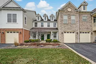 1339 Scarboro Rd, Schaumburg, IL 60193 - Photo 1