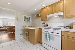 414 Barton Ave, Evanston, IL 60202 - Photo 8