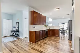 1877 Candlelight Cir, Montgomery, IL 60538 - Photo 14