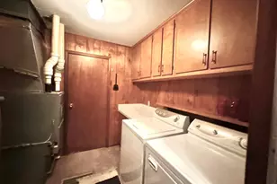 57 Sherwood Dr, Centralia, IL 62801 - Photo 20