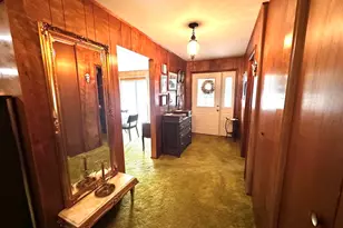 57 Sherwood Dr, Centralia, IL 62801 - Photo 2