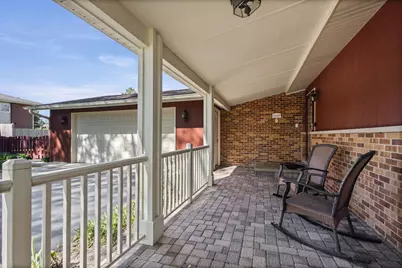 1016 Longmeadow Drive, Glenview, IL 60025 - Photo 2