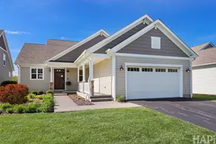 40491 N S Newport Dr, Antioch, IL 60002 - Photo 1