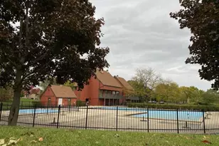 1336 Fairfax Ln, Buffalo Grove, IL 60089 - Photo 30