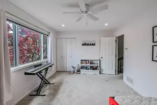 1336 Fairfax Ln, Buffalo Grove, IL 60089 - Photo 18