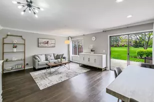 1336 Fairfax Ln, Buffalo Grove, IL 60089 - Photo 6