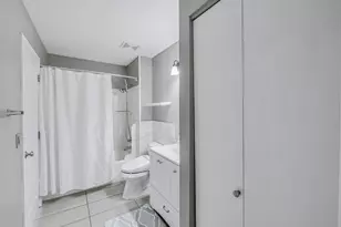 1336 Fairfax Ln, Buffalo Grove, IL 60089 - Photo 16