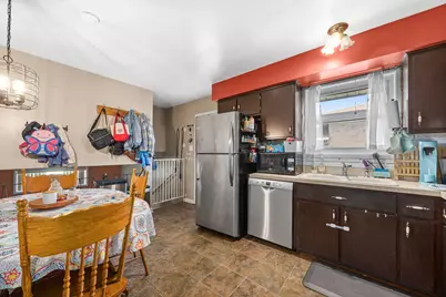 16466 Terry Lane, Oak Forest, IL 60452 - Photo 14