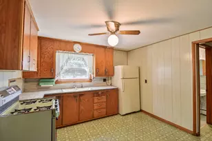 200 E George St, Odell, IL 60460 - Photo 10