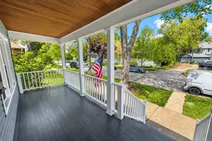 9021 Grant Ave, Brookfield, IL 60513 - Photo 4