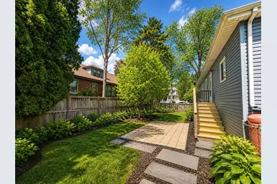 9021 Grant Avenue, Brookfield, IL 60513 - Photo 6