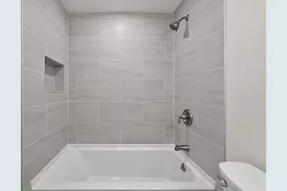 408 Desmond Drive, Schaumburg, IL 60193 - Photo 18