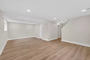 408 Desmond Dr, Schaumburg, IL 60193 - Photo 20
