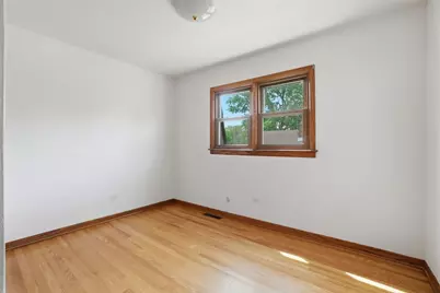 5619 W Park Avenue, Cicero, IL 60804 - Photo 14