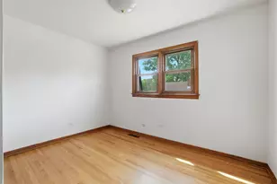 5619 W Park Ave, Cicero, IL 60804 - Photo 14