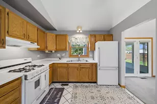 752 Rosanne St, Lockport, IL 60441 - Photo 16