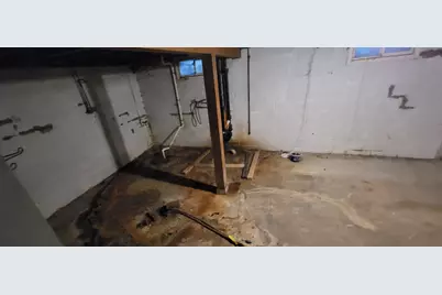1312 Pershing Avenue, Davenport, IA 52803 - Photo 8