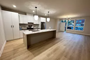 4315 S Indiana Ave, Chicago, IL 60653 - Photo 2