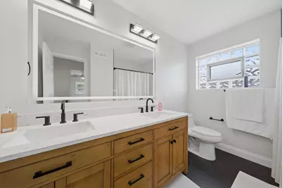 9536 Tripp Avenue, Skokie, IL 60076 - Photo 22
