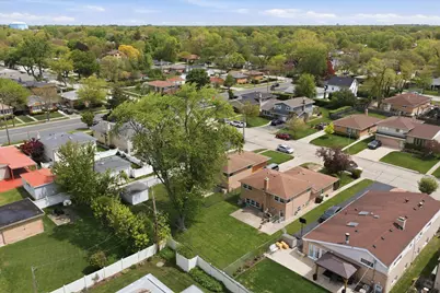 9536 Tripp Avenue, Skokie, IL 60076 - Photo 42