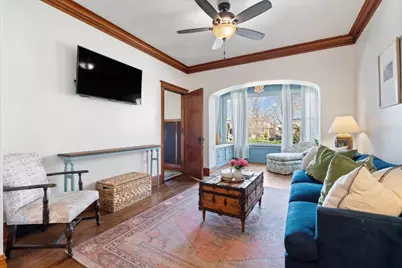 4721 W Wrightwood Avenue, Chicago, IL 60639 - Photo 4
