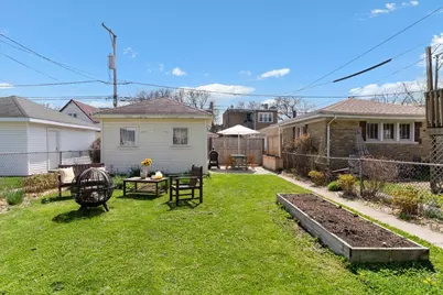 4721 W Wrightwood Avenue, Chicago, IL 60639 - Photo 32