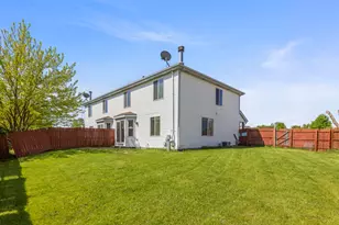 2430 Caton Crest Ct, Crest Hill, IL 60403 - Photo 24