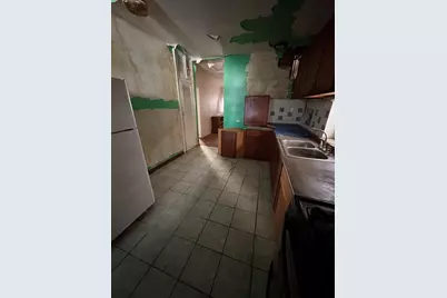 7811 S East End Avenue, Chicago, IL 60649 - Photo 30