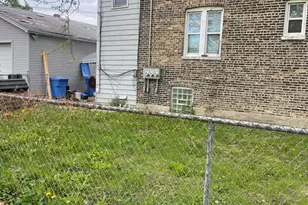 339 N Central Park Ave, Chicago, IL 60624 - Photo 4