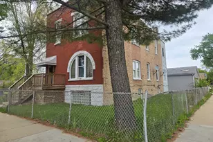 339 N Central Park Ave, Chicago, IL 60624 - Photo 2