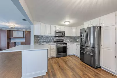 8912 S Ryan Road #HOUSE, Hometown, IL 60456 - Photo 10
