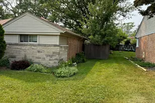 314 Meota St, Park Forest, IL 60466 - Photo 2
